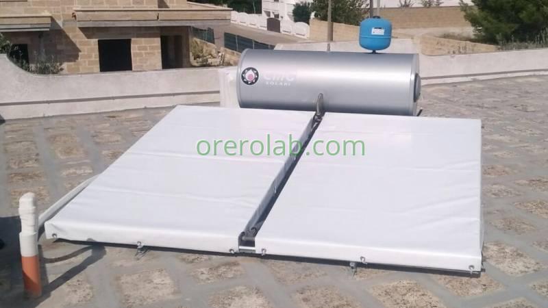 Coperture per pannelli solari per acqua calda realizzate in PVC oscurante ignifugo con legaggio a corde elastiche